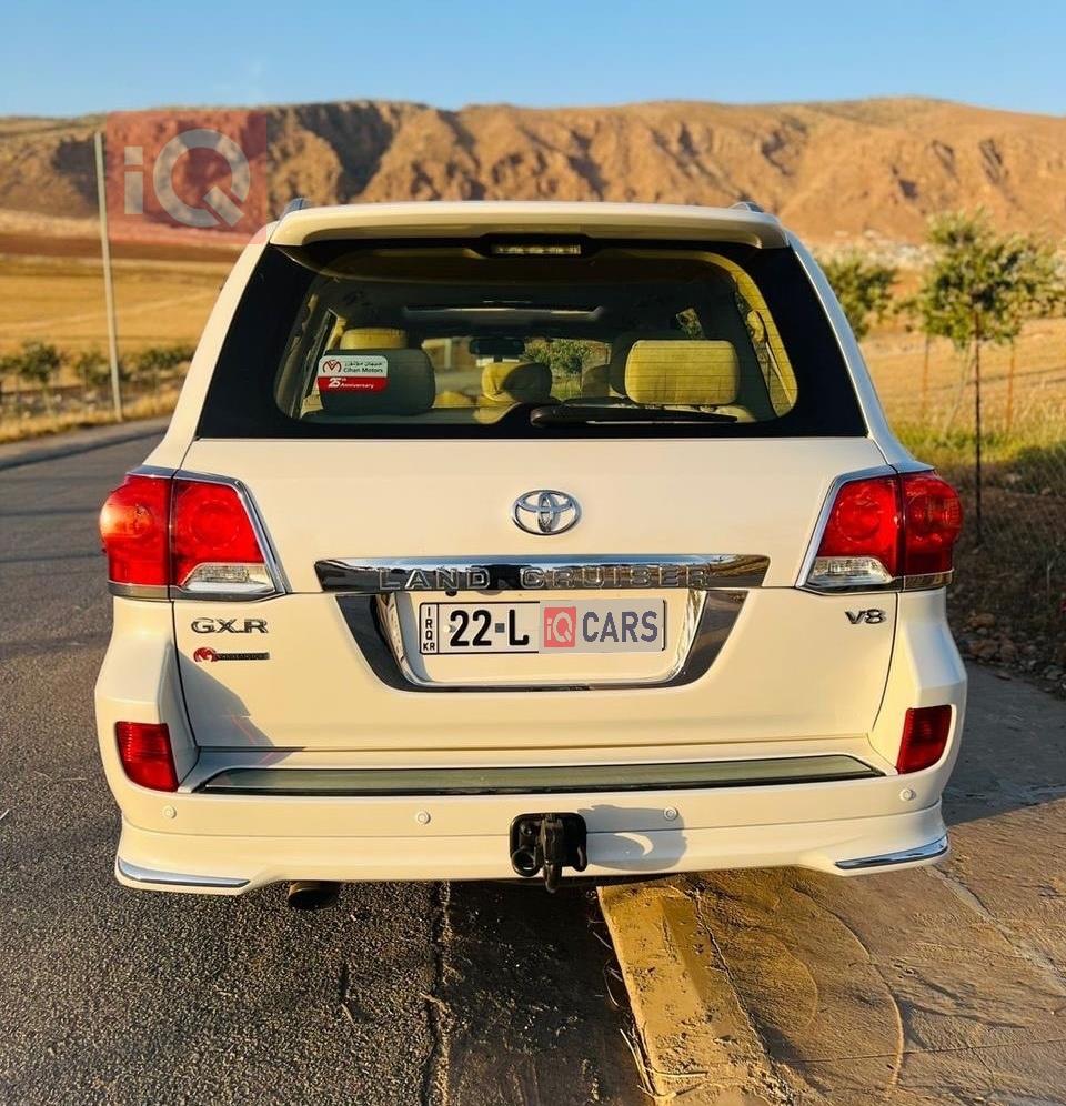 تويوتا لاندكروزر